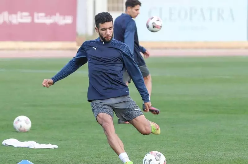 أحمد قندوسي لاعب سيراميكا كليوباترا